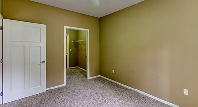 7442 S Louise Ave in Sioux Falls, SD - Building Photo - Building Photo