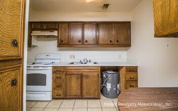 1615 16th St in Lubbock, TX - Building Photo - Building Photo