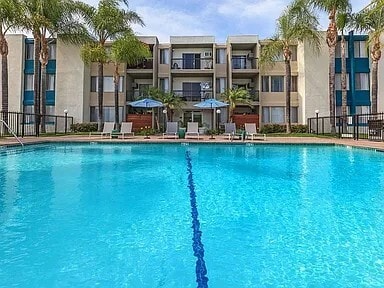 Azul Apartments in Anaheim, CA - Building Photo - Building Photo