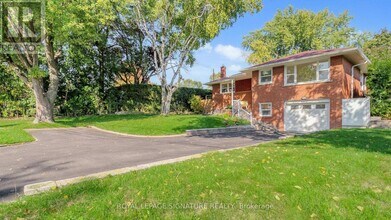 145 Sloane Ave in Toronto, ON - Building Photo - Building Photo