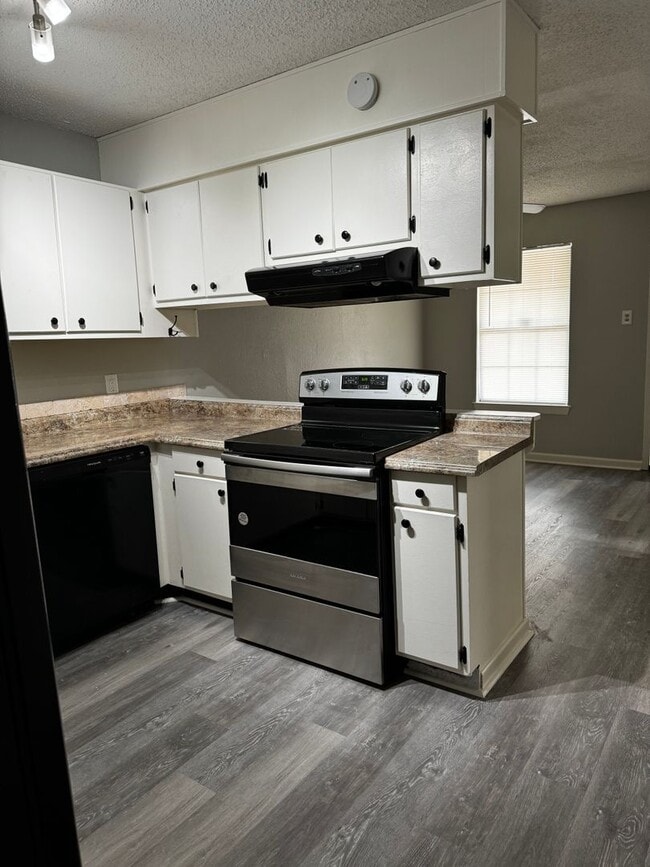 2005 S 8th in Waco, TX - Building Photo - Building Photo