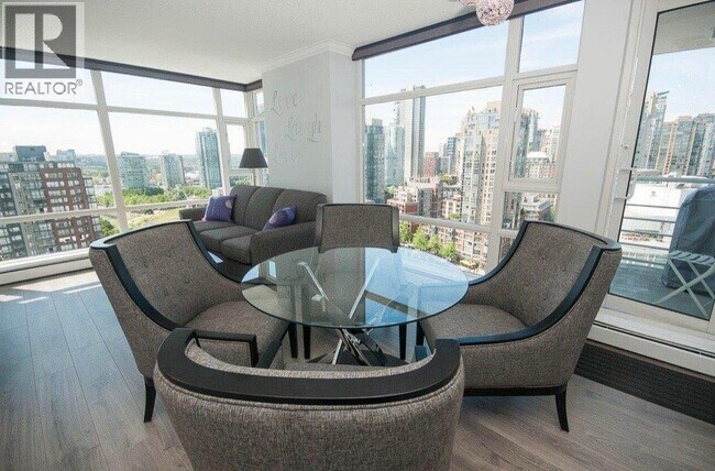 1199 Marinaside Crescent in Vancouver, BC - Building Photo - Building Photo