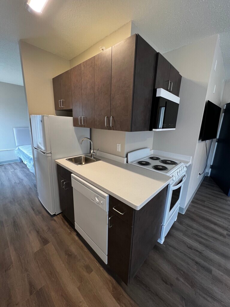 Bantr Schofield, WI Apartments