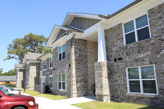 Carolina Oaks Village Apartments in Myrtle Beach, SC - Building Photo - Building Photo