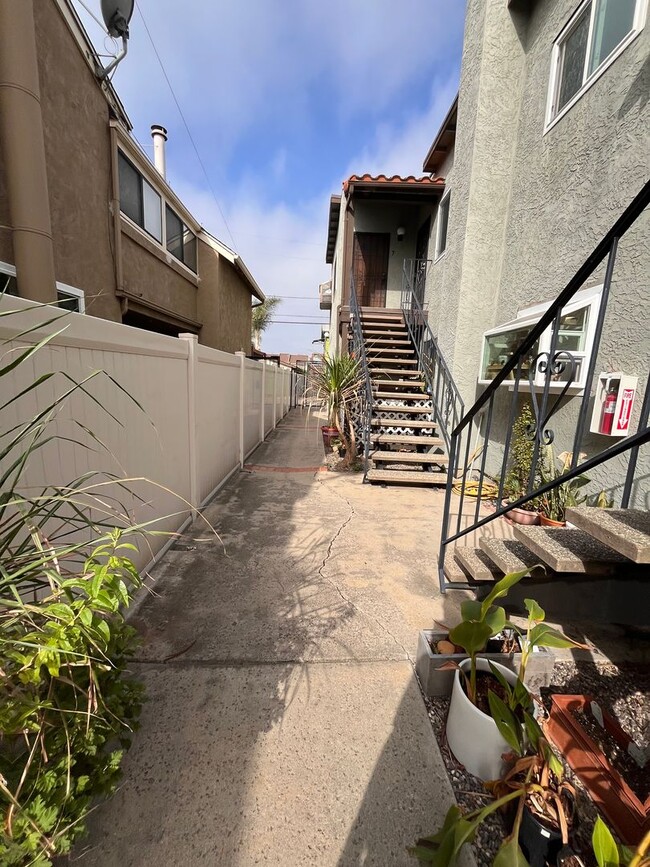 4642 Felton St in San Diego, CA - Building Photo - Building Photo