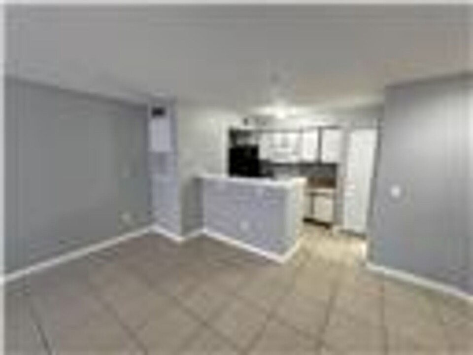 2202 Key W Ct in Kissimmee, FL - Building Photo