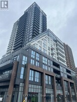 286 Main St in Toronto, ON - Building Photo