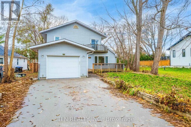 986 Robinson St in Innisfil, ON - Building Photo - Building Photo