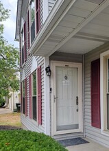 6525 Blossomwood Cir NE in Canton, OH - Building Photo - Building Photo