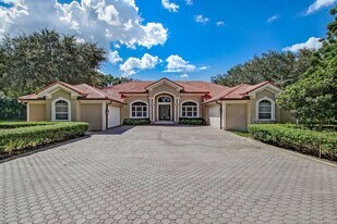 7165 Horizon Cir in Windermere, FL - Building Photo