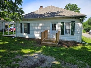 2158 N Boonville Ave in Springfield, MO - Building Photo - Building Photo