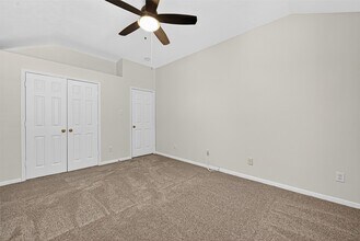 15618 Edgemere Ct in Sugar Land, TX - Building Photo - Building Photo