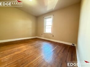 53 Beechcroft St, Unit 3 in Boston, MA - Foto de edificio - Building Photo