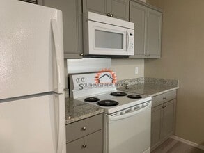 104 Wicks Ave in Clovis, NM - Building Photo - Building Photo