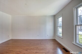 9 Georgetowne N in Greenwich, CT - Building Photo - Building Photo