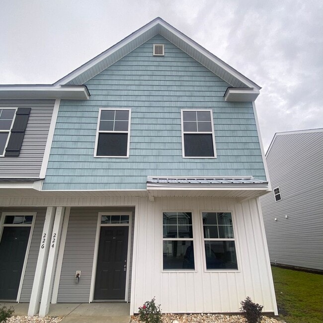 property at 224 Sandy Cv Ln