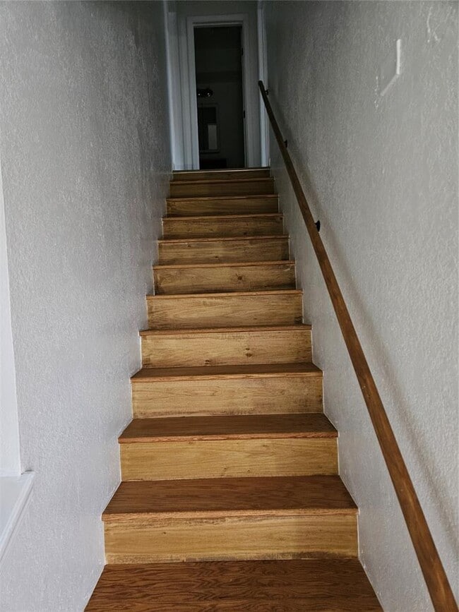 8220 NW 10th St in Oklahoma City, OK - Building Photo - Building Photo