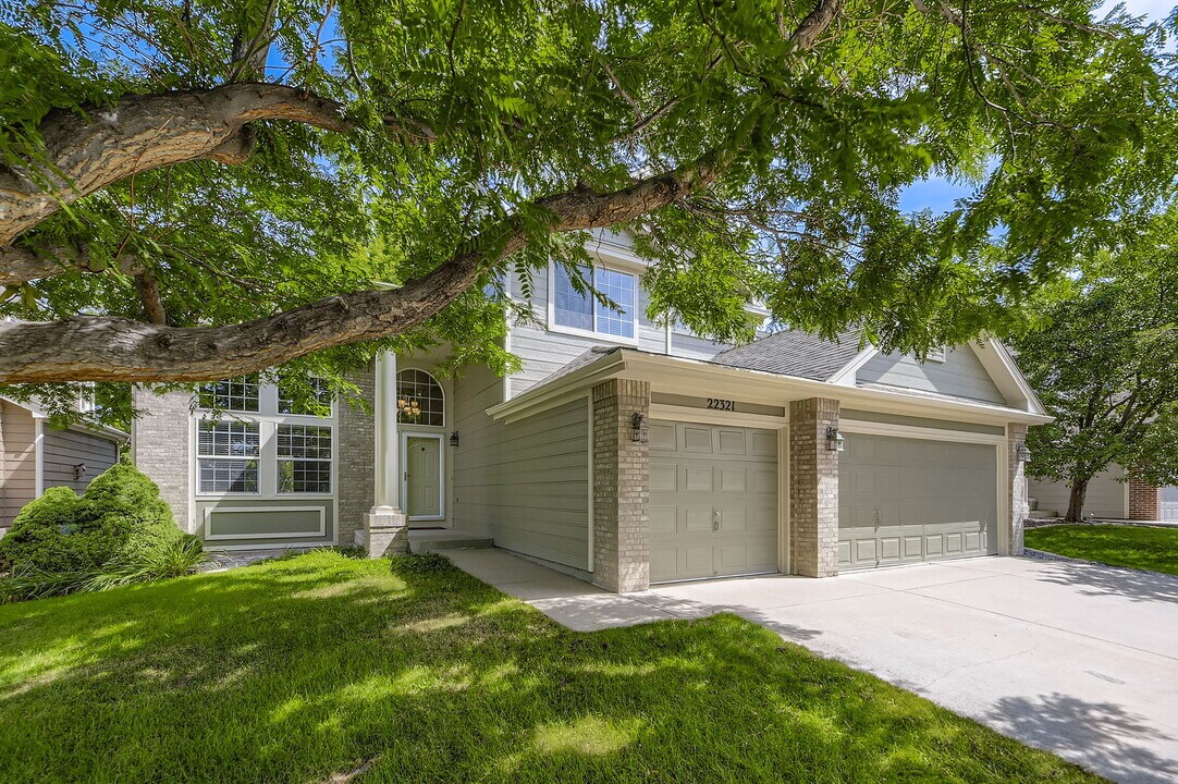 22321 Quail Run Way in Parker, CO - Building Photo