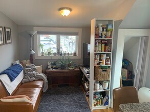 289 Beacon St, Unit 287-2 in Somerville, MA - Foto de edificio - Building Photo