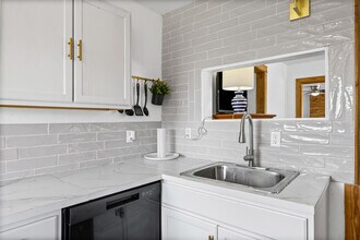 1418 Kingshill Dr in Marble Falls, TX - Building Photo - Building Photo