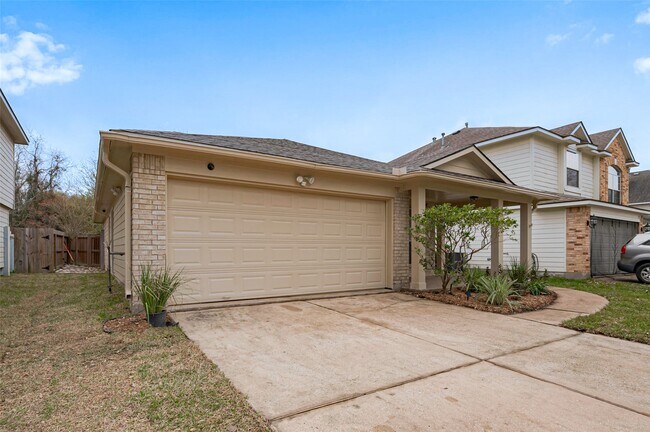 11615 Standing Pine Ln in Tomball, TX - Building Photo - Building Photo