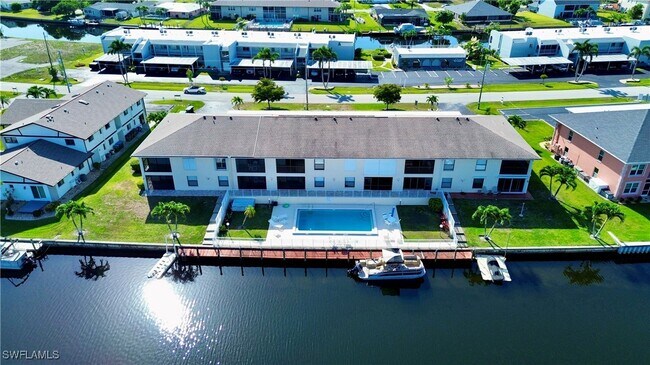 4534 SE 5th Pl in Cape Coral, FL - Building Photo - Building Photo