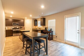 209 Stocks Cir in West Point, GA - Building Photo - Building Photo