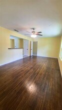 11807 Gaston Pkwy in Dallas, TX - Building Photo - Building Photo