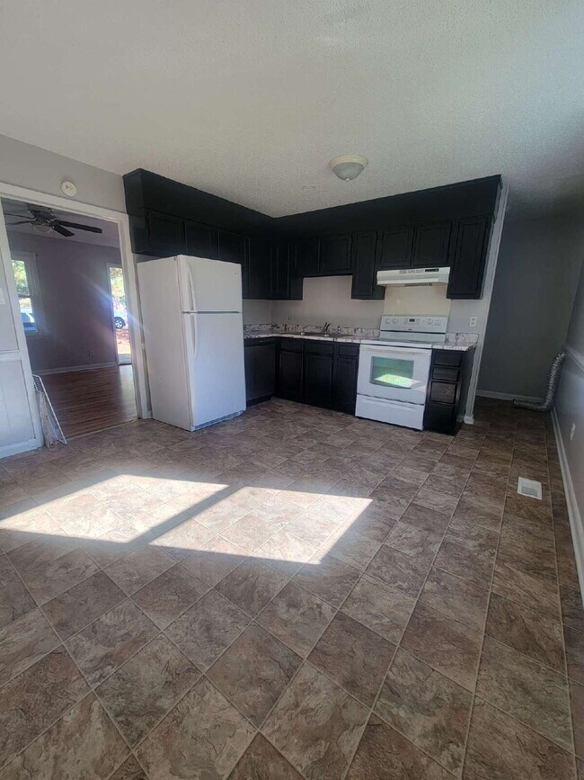 4701 Needham Dr in Fayetteville, NC - Building Photo - Building Photo