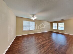 6907 Oleander Grove Way in Houston, TX - Foto de edificio - Building Photo