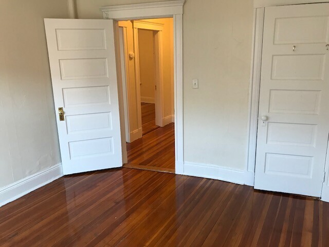 15 Mount Hood Rd, Unit 4 in Boston, MA - Foto de edificio - Building Photo