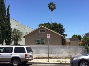 1404-1406 S Kenmore Ave in Los Angeles, CA - Building Photo - Primary Photo