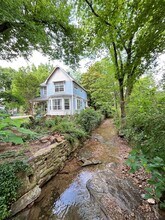 689 S Willow Ave in Fayetteville, AR - Building Photo - Building Photo