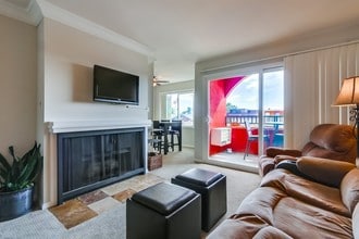 840 Turquoise St-Unit -Unit 104 in San Diego, CA - Foto de edificio - Building Photo