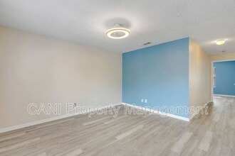 1601 Big Tree Rd in South Daytona, FL - Building Photo - Building Photo