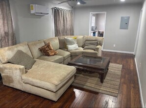 3307 E 15th St in Tulsa, OK - Foto de edificio - Building Photo