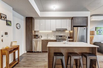 3075 Promenade du Quartier-Saint-Martin in Laval, QC - Building Photo - Building Photo