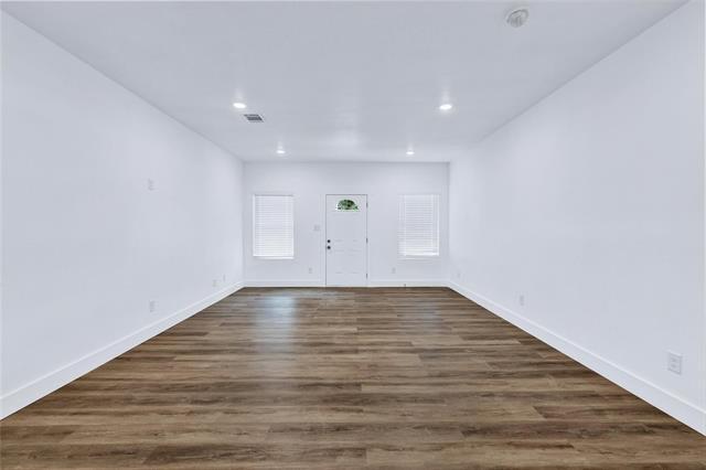 1027 W Coffin St in Denison, TX - Building Photo - Building Photo