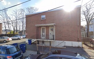 8 Avon St, Unit 9 in Somerville, MA - Building Photo