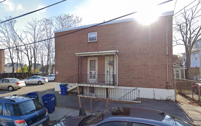 property at 8 Avon St