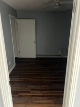 12648 Sharon Lynn Dr in Salem, OH - Foto de edificio - Building Photo