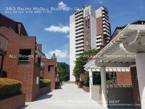 383 Ralph McGill Blvd NE in Atlanta, GA - Foto de edificio - Building Photo