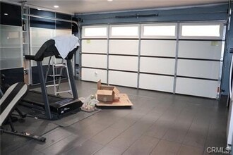 9419 Via Patricia in Burbank, CA - Building Photo - Building Photo