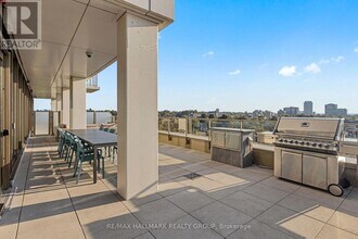 300 McRae Ave in Ottawa, ON - Building Photo - Building Photo