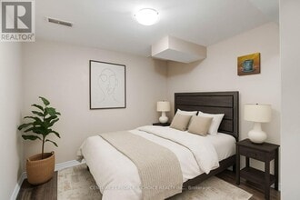 426 Grey Lndg in Milton, ON - Building Photo - Building Photo