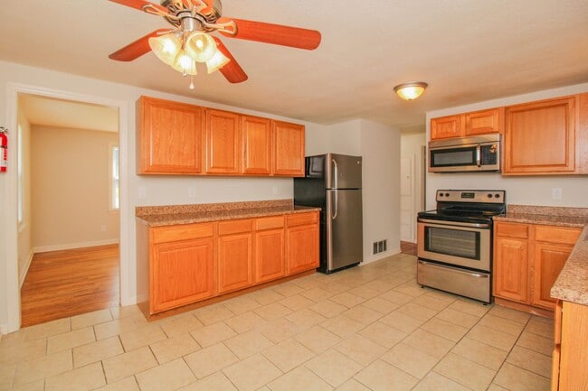 118 Fyfer Pl in Columbia, MO - Building Photo - Building Photo