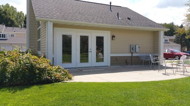 Chowen Bend Townhomes in Burnsville, MN - Building Photo - Other