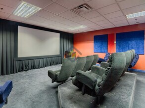 2727 Rue Saint-Patrick in Montréal, QC - Building Photo - Building Photo