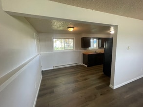 4720 N Campbell Rd in Otis Orchards, WA - Building Photo - Building Photo