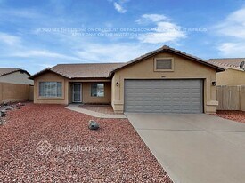 6453 E Menlo St in Mesa, AZ - Building Photo